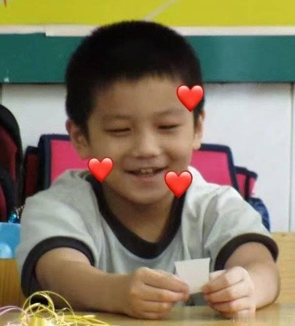 小莫同学有没有被东东的“🥰”幸福到啊