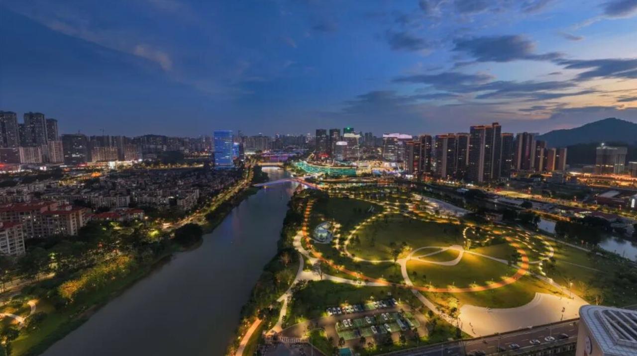 【南沙中心城区照明完善工程顺利完工！】近日，南沙中心城区照明完善工程顺利完工，为