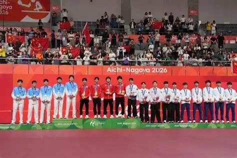 国足真的该“解散”了！这句话听起来很重，可如果把时间拨回1964年，就会发现中国