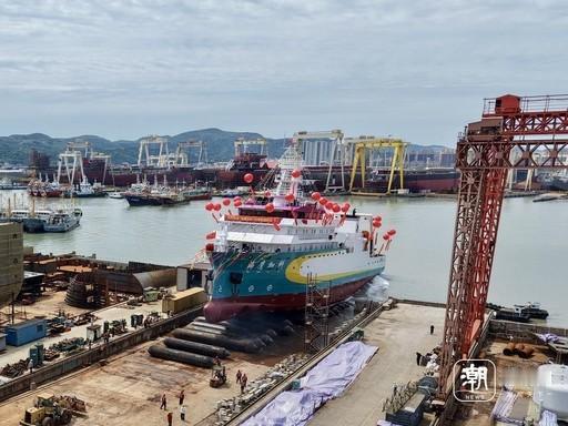 浙江温岭火了！37个靠海吃海的普通渔民，掏空家底、抵押渔船，硬生生凑出1.5亿，
