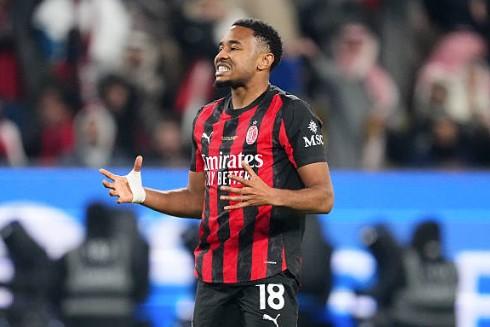 恩昆库本场数据: 3次关键传球, 14次丢失球权, 对抗9胜5