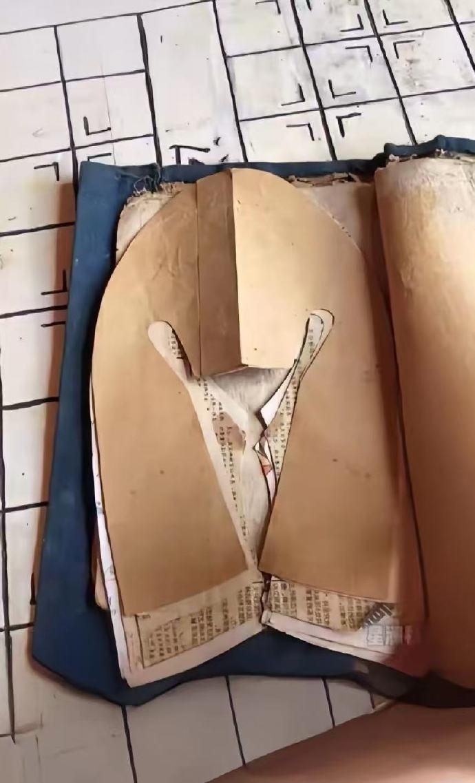 我敢打赌，现在大部分年轻人都不认识这是什么，甚至连见都没见过！能一眼认出来的，孩