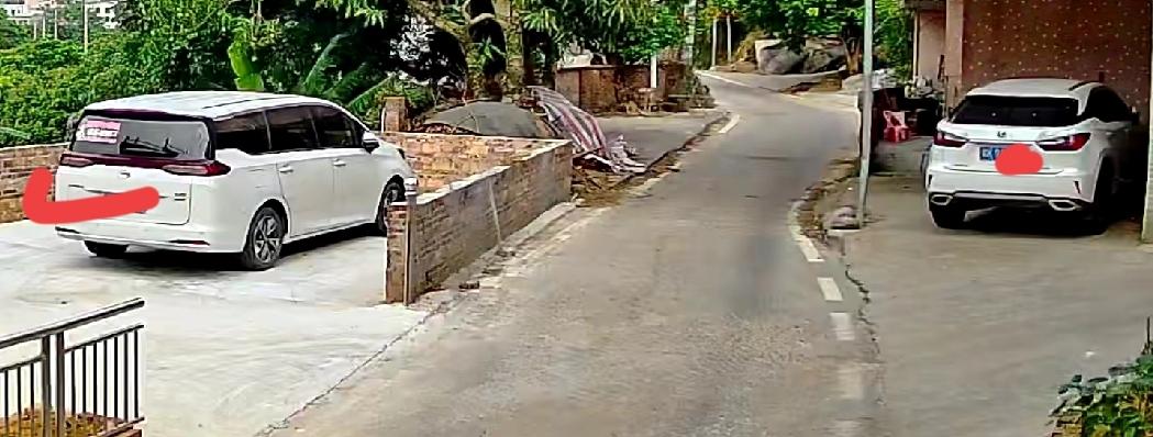 香港🇭🇰不愧是香港，香港不愧是世界金融中心，就连在香港不管开什么类型车的司机