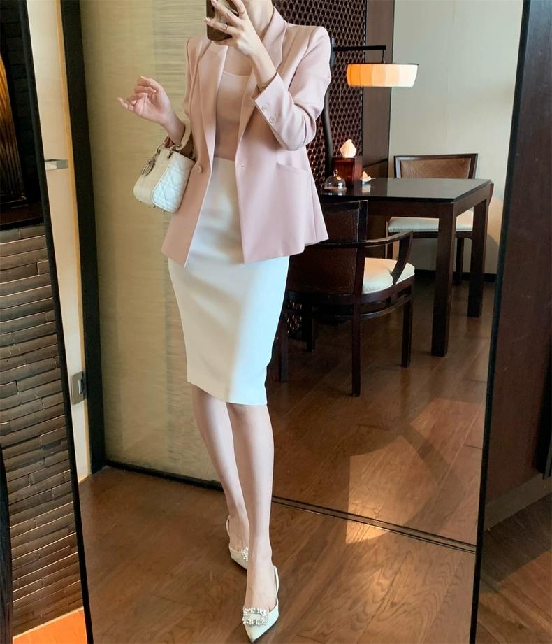 《红标办公室搭配肌理感醋酸包臀半裙套装》美到美爆！职场包臀裙穿搭职场套装裙醋