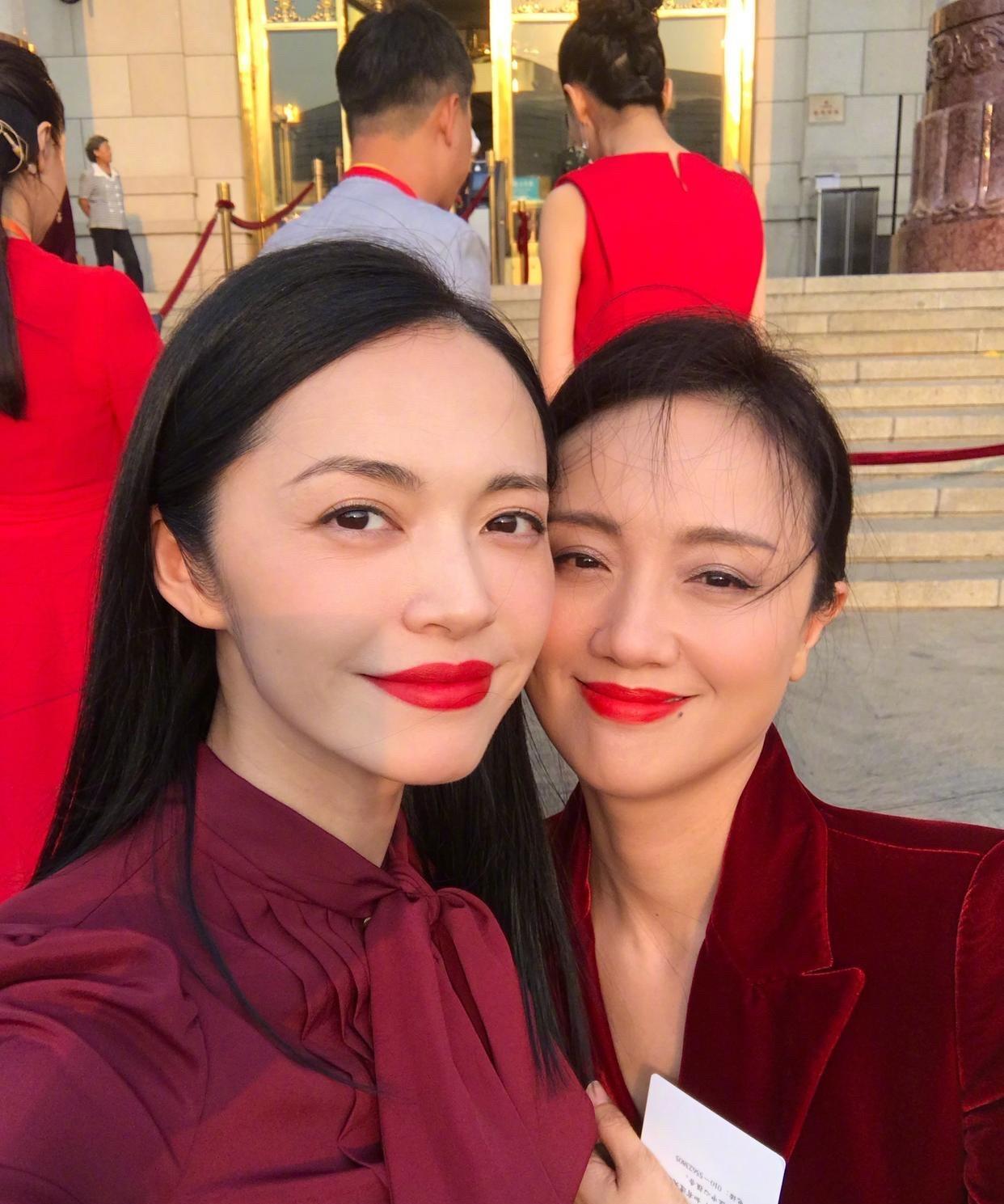 姚晨说，我的媛大美，想我的时候，来我们梦里看看我。我直到现在还无法接受这个现实