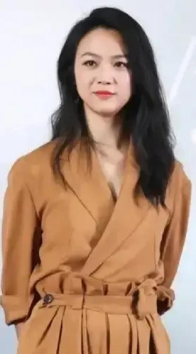 当年，汤唯接下《色戒》，男友田雨大怒说：“你疯了，这种戏你也接？”汤唯直接说：“你知道我赢了谁拿下这
