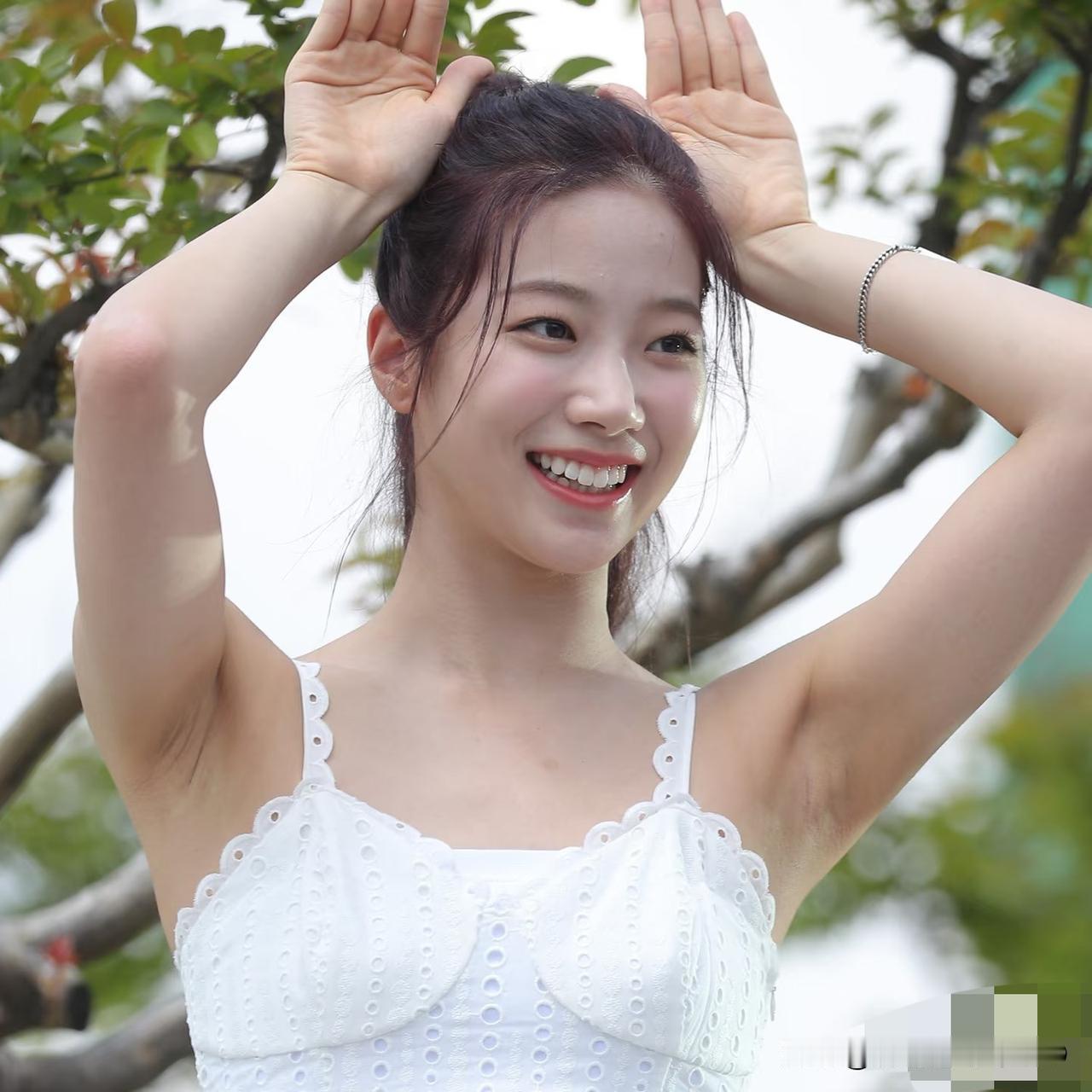 中村一叶魅力无限，清纯甜美