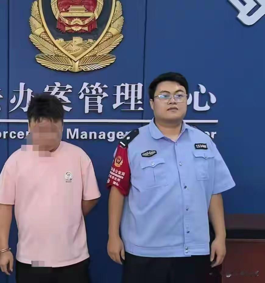 “开个玩笑”近日，湖南一名男子在玩他朋友的手机时，私自将朋友微信里的4000