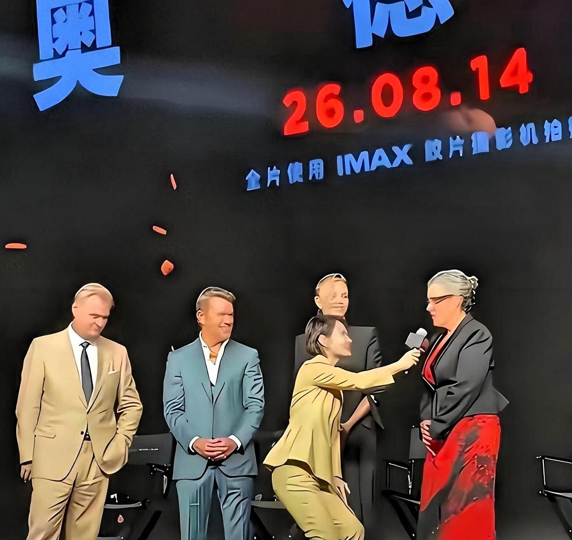 真的破防了！一个简单的采访动作，为什么能让全网吵到现在？陈璇半蹲采访外籍嘉