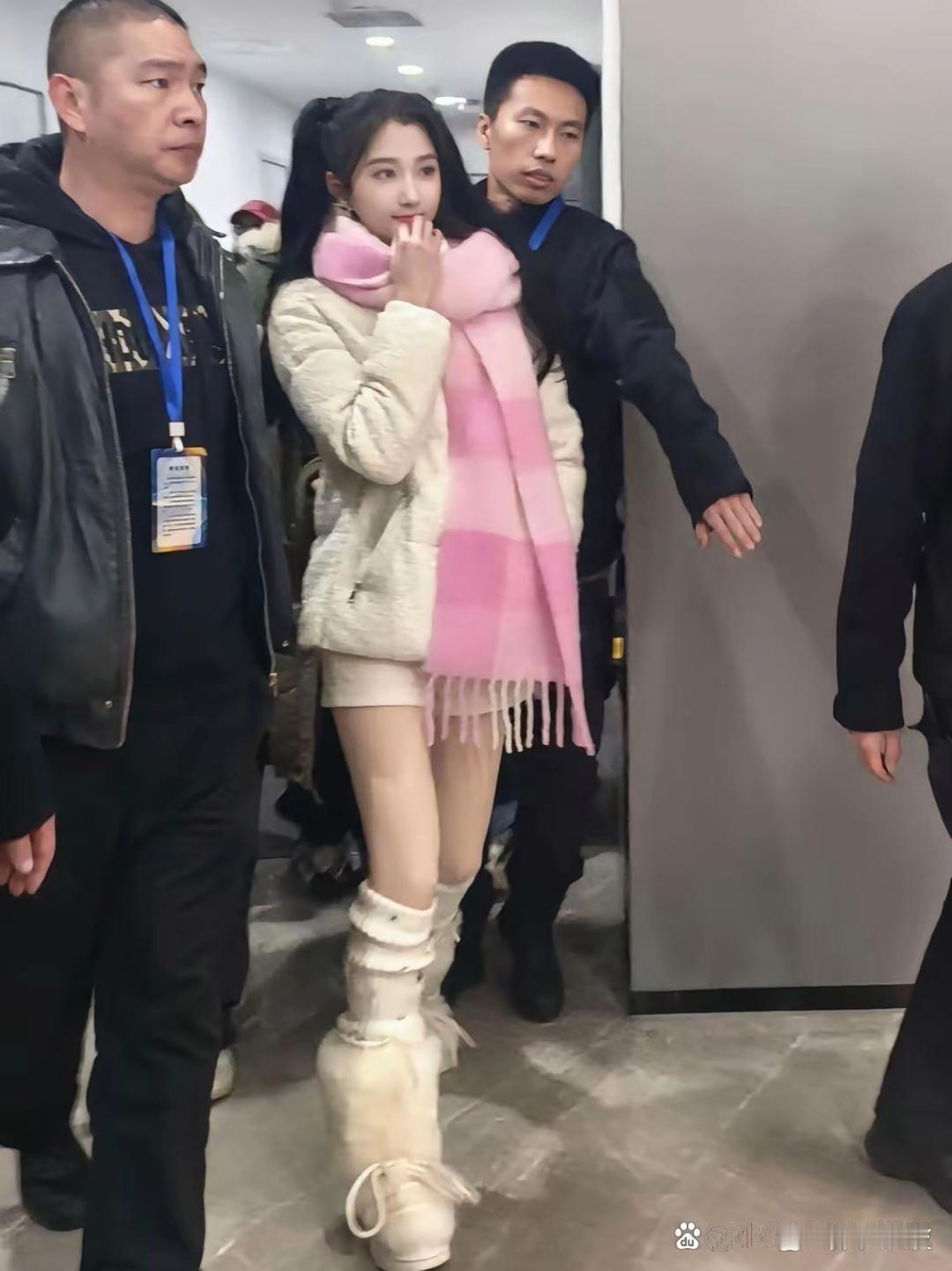 关晓彤咋就那么招人稀罕呢