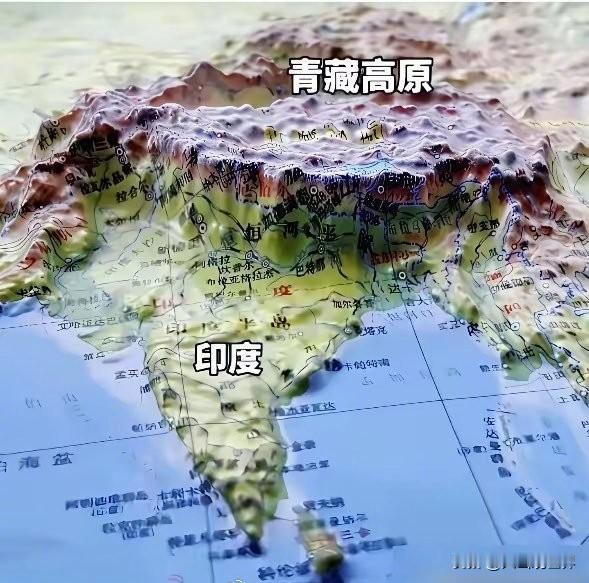 一张图看懂！为啥印度夏天永远热到崩溃看完立体地形图，中印气候差距瞬间一目了