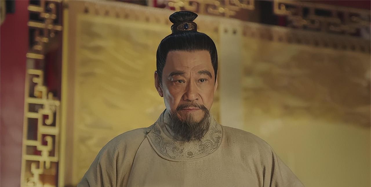 1407年，朱棣的发妻徐皇后去世，朱棣深夜将徐皇后的妹妹徐妙锦召进宫。他许诺：“