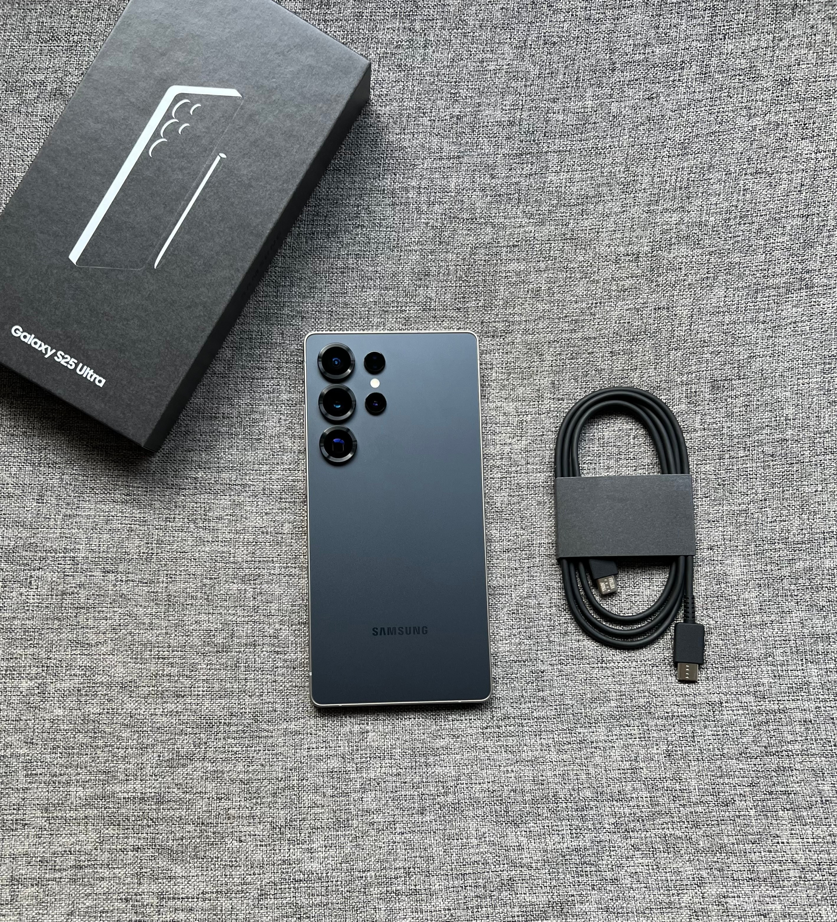 国行，高保修期，三星S25Ultra16+1T黑色，99新全套，全国联保至