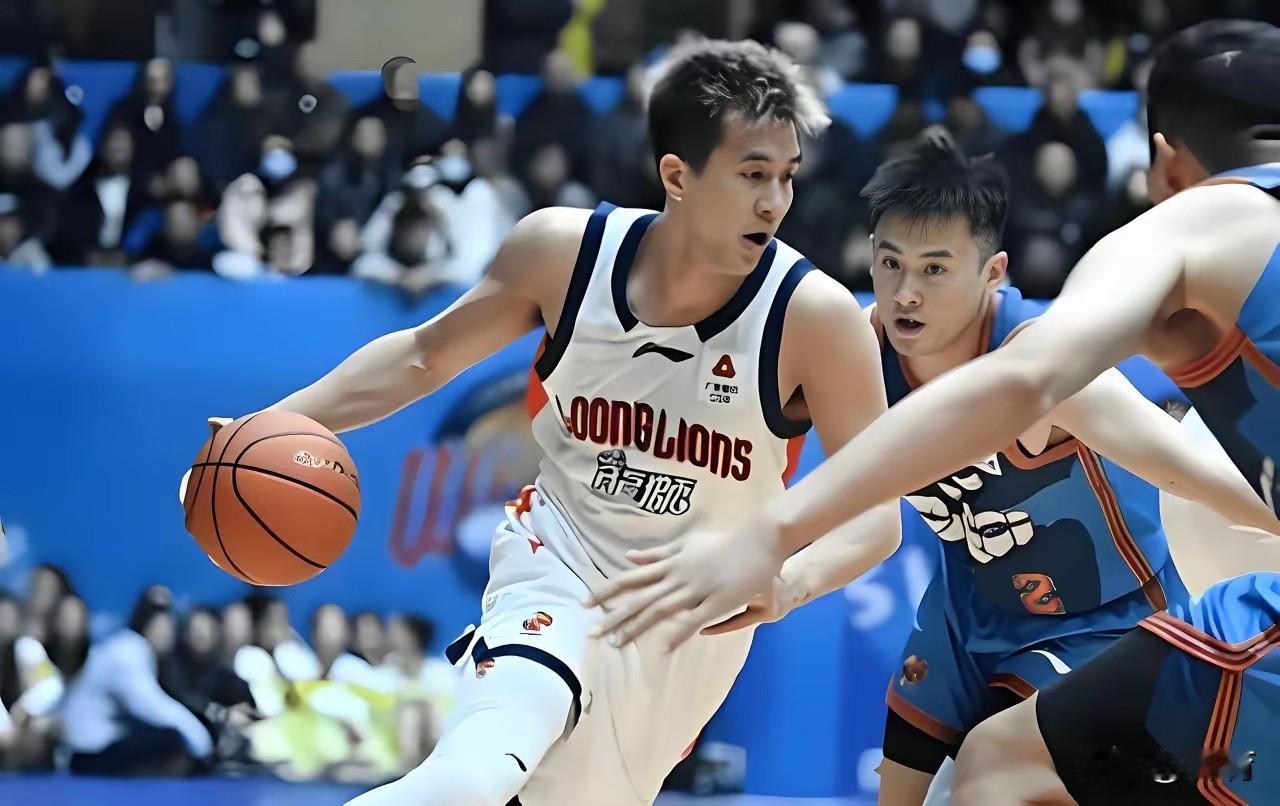 关于郭艾伦能否重返国家队这个问题，从以下这三方面的分析便能得出结论：1.郭