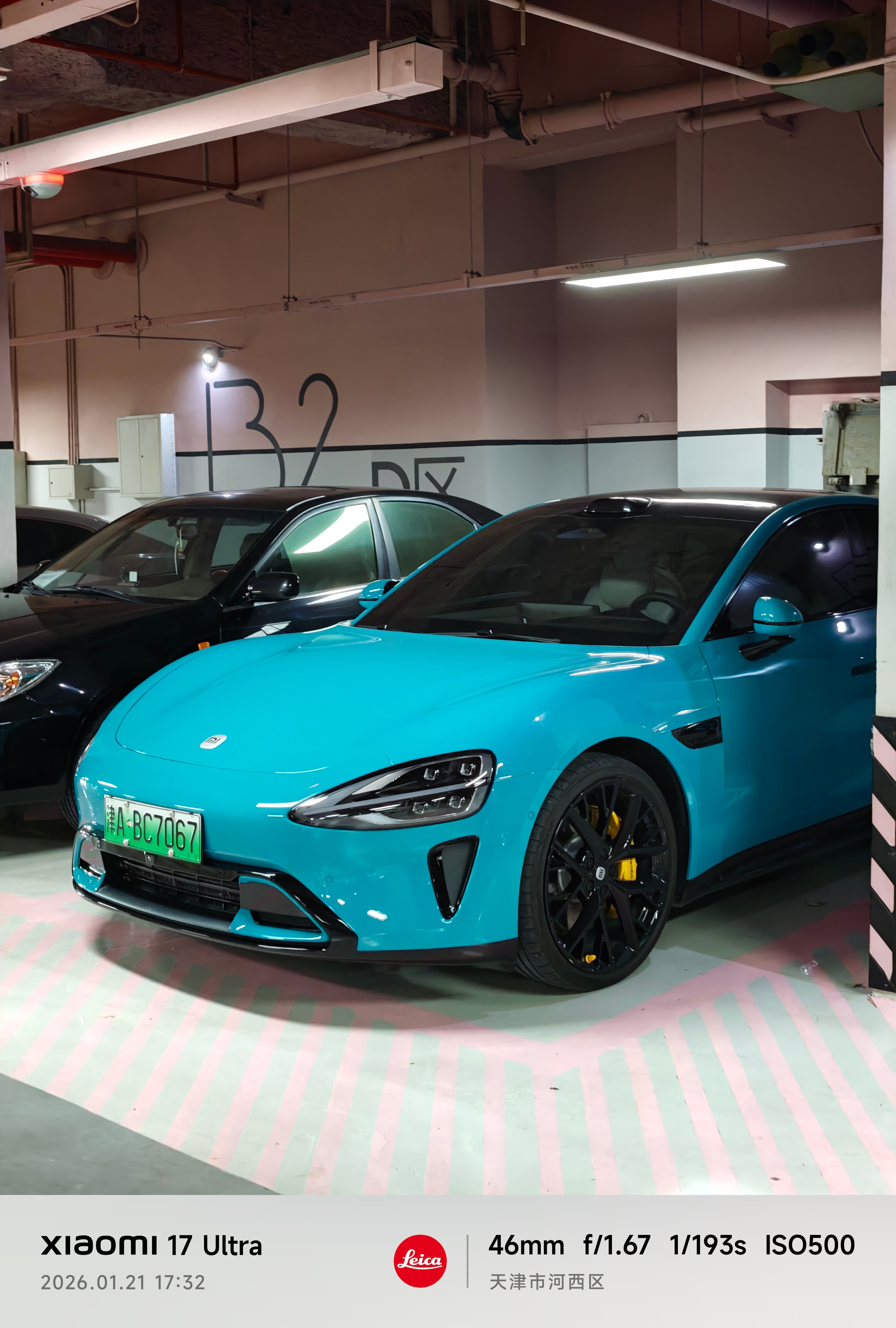 今天去商场给老婆买礼物，结果忘记把车停b1还是b2了，找了40分钟才找到停好车一