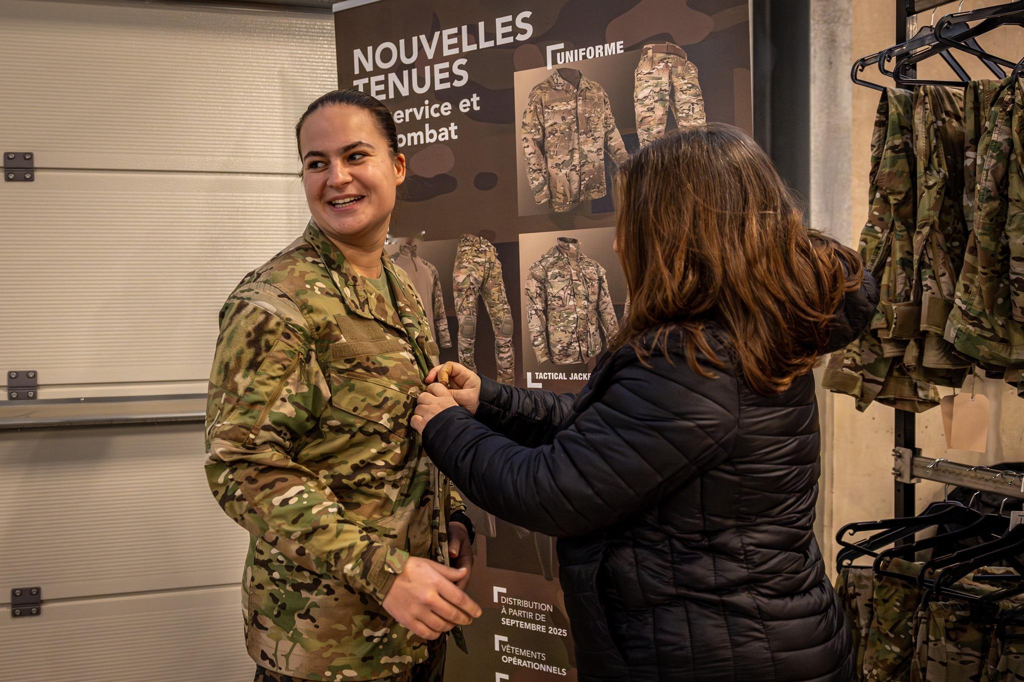 卢森堡国防军配发新一代迷彩服烽火问鼎计划​​​