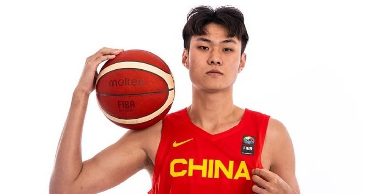 王浩然告别广东男篮！跟随广东男篮参加5场热身赛后，来自深圳男篮的王浩然不仅表