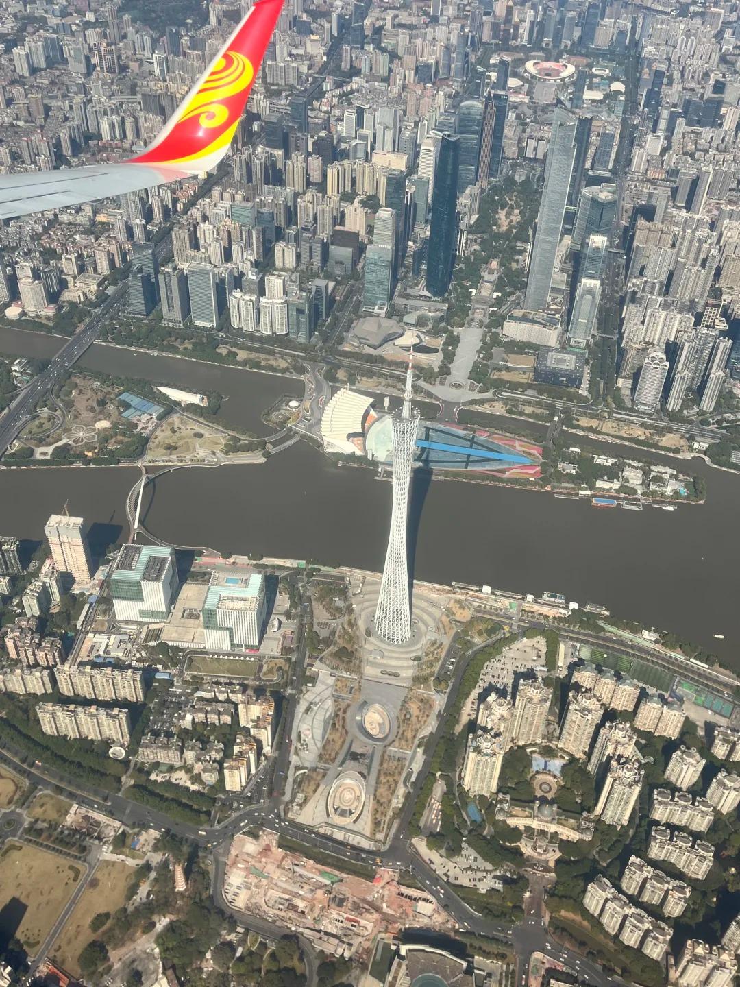 广州深圳都是做外贸为主，就是深圳多一点研发人员而已，深交所就是权力和市场化结合体