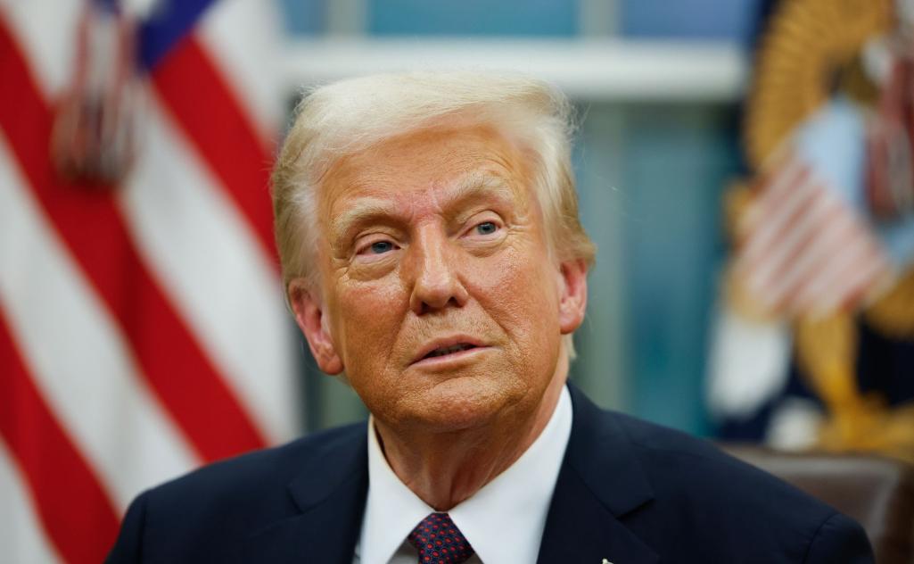 特朗普今天（2月28日）发文说：“美利坚合众国绝不允许激进左翼、觉醒意识形态的公