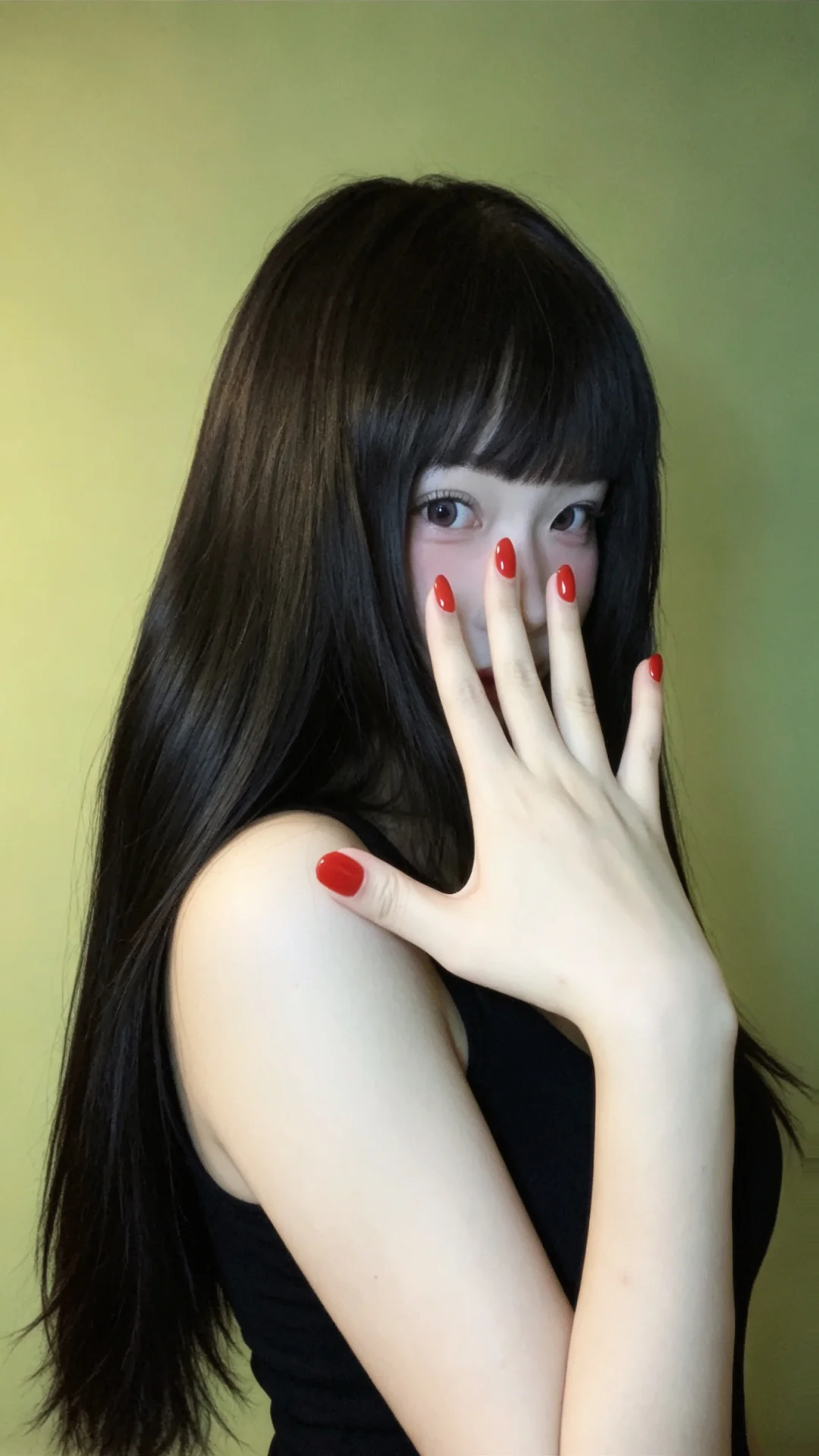 还有比正红更显白的吗？