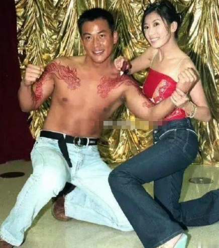 这居然是贾静雯昔日的剧照。​​​