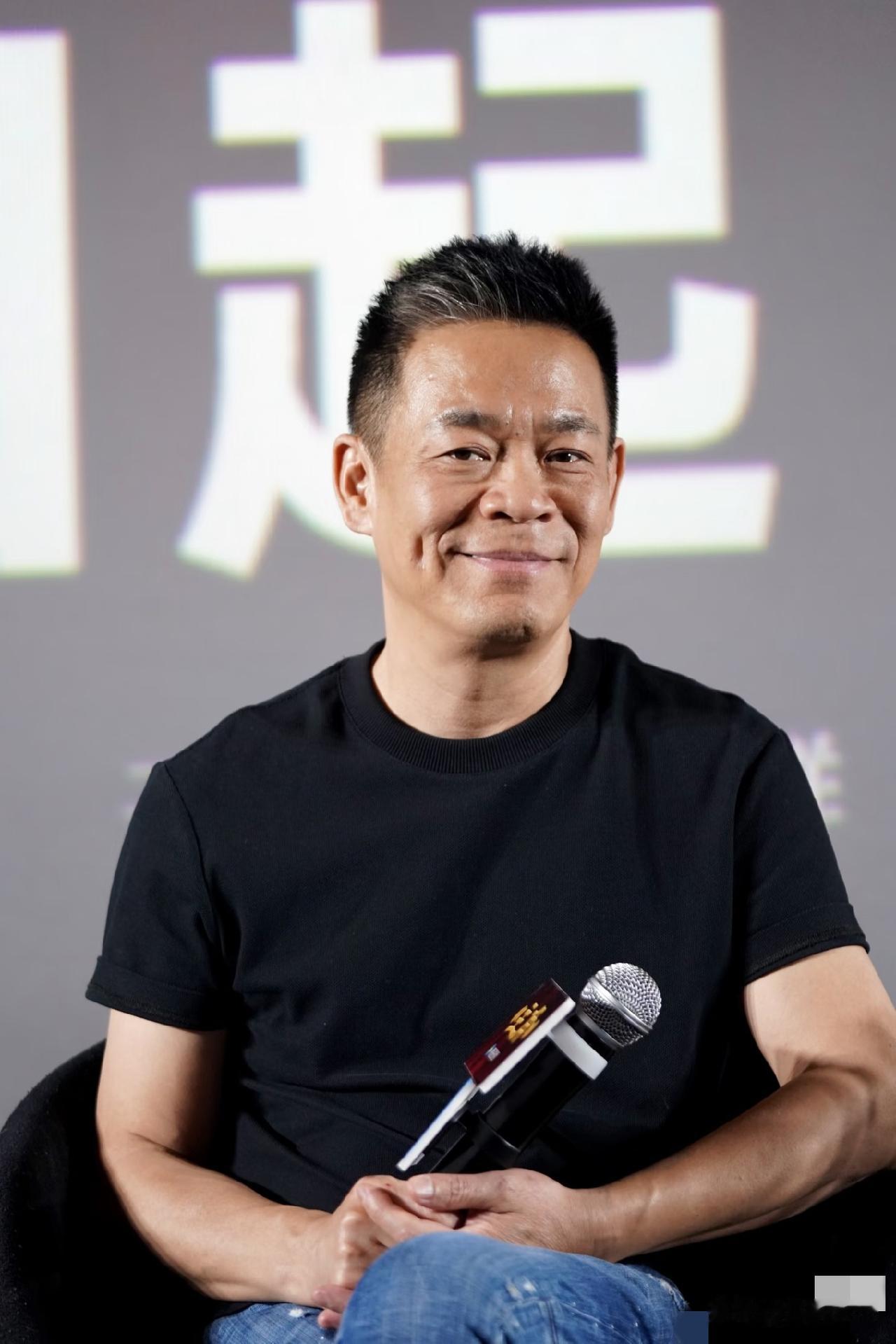 孙浩回应了一个事情，真的很爷们。孙浩说，有人发文说，我那时候没歌唱，是因为杨坤“
