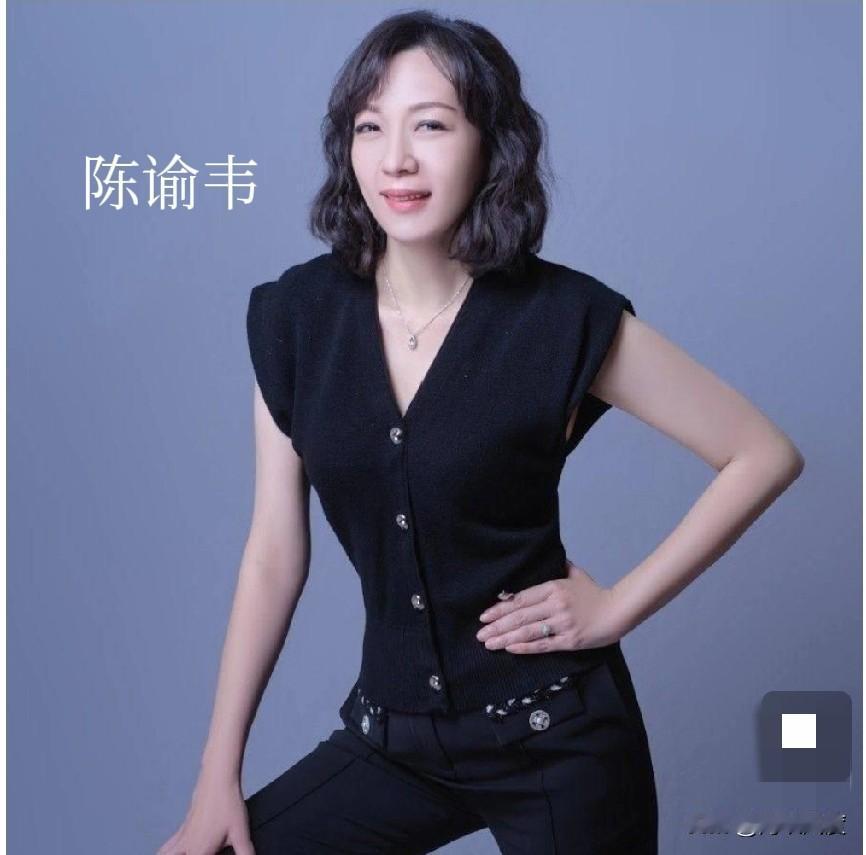 民众党一个月三重量级人物先后退党，“双太阳”制恐成最大破口！继2025年12