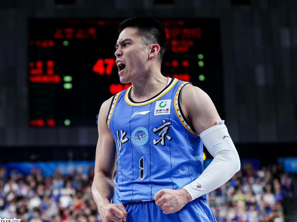 太精彩了！北京87-86险胜山西，这三位球员是赢球功臣！1. 杰曼：31分