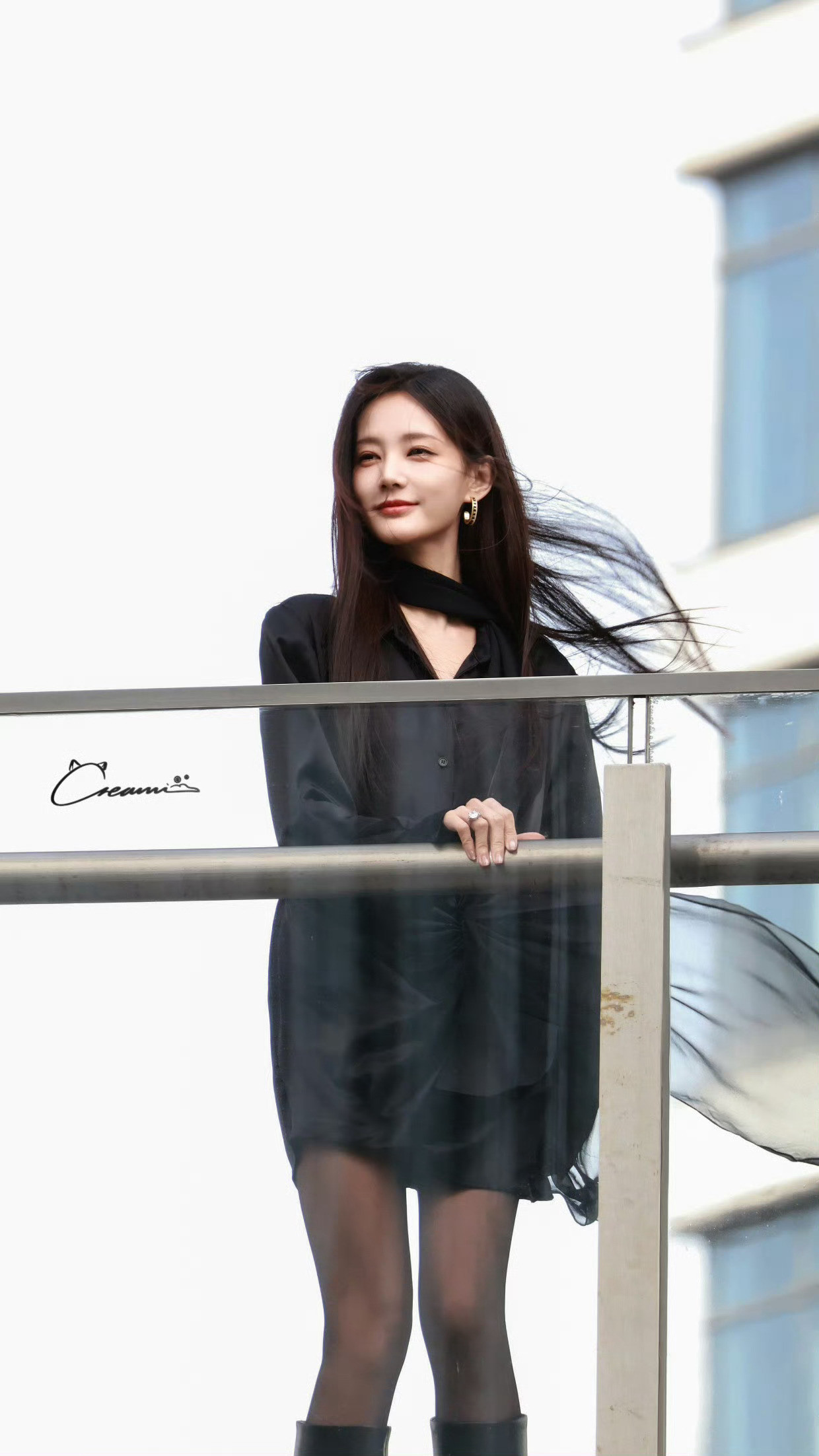 李一桐路透”黑丝