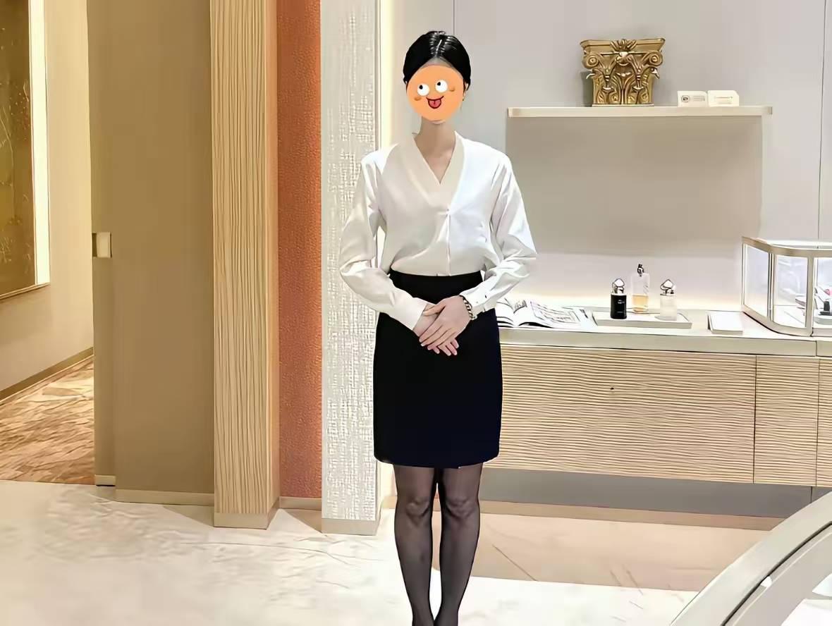 响水上海金店的付店长给所有女性提了一个醒，不要出轨，不要出轨，不要出轨，重要的事