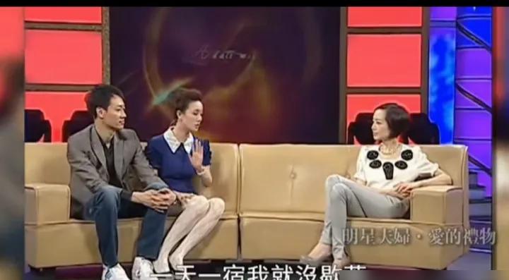 说她把能量烧给外人，可人家私下里抗癌五年没吭一声，住院照旧给脊柱病孩子捐钱，跟老