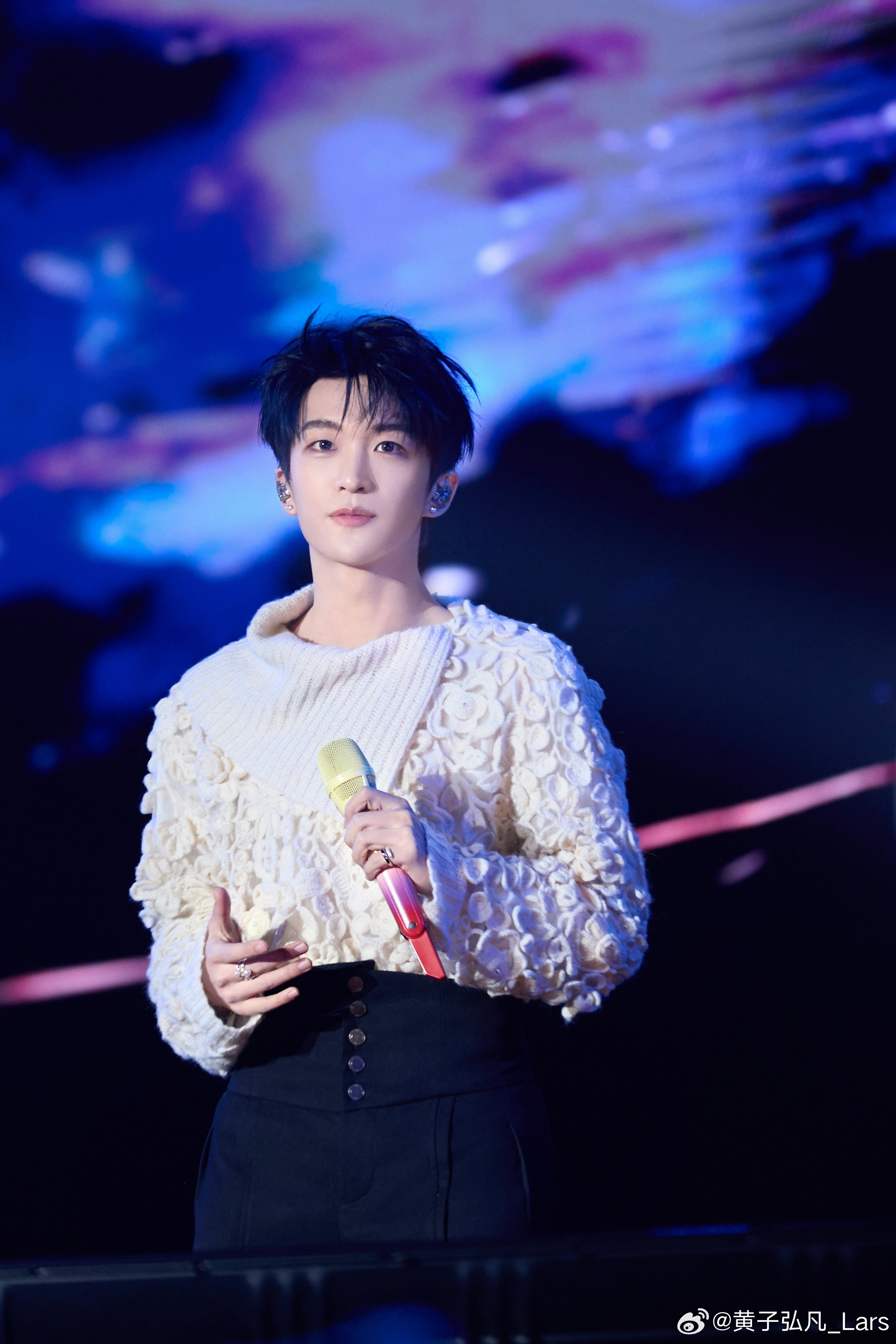 【黄子弘凡苏醒聊天记录】苏醒祝黄子弘凡演唱会盛大且成功哈哈哈哈有被这个聊天记录