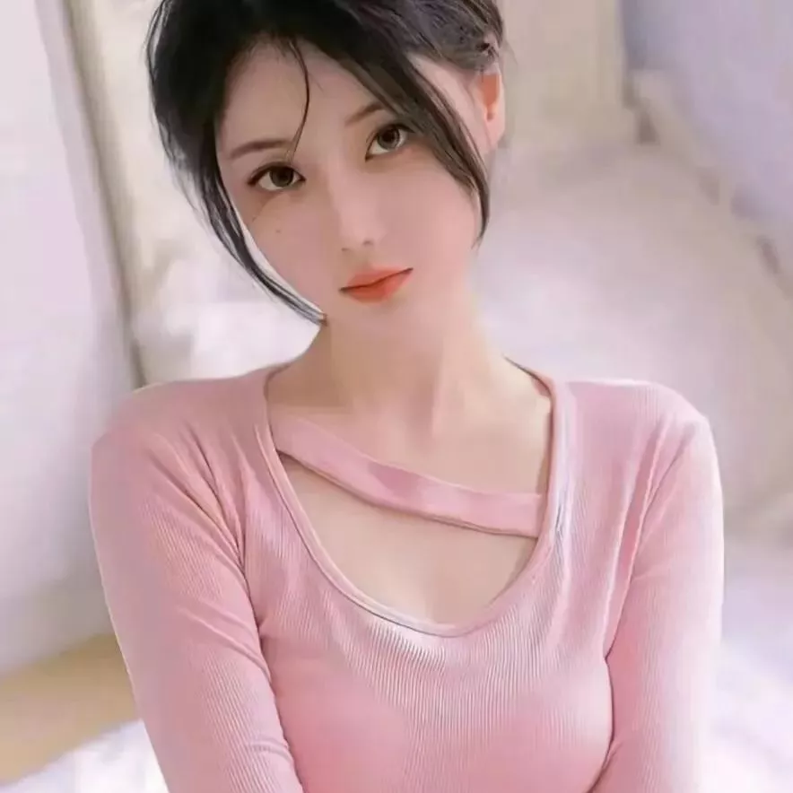 甜美粉嫩少女风，温柔优雅气质佳