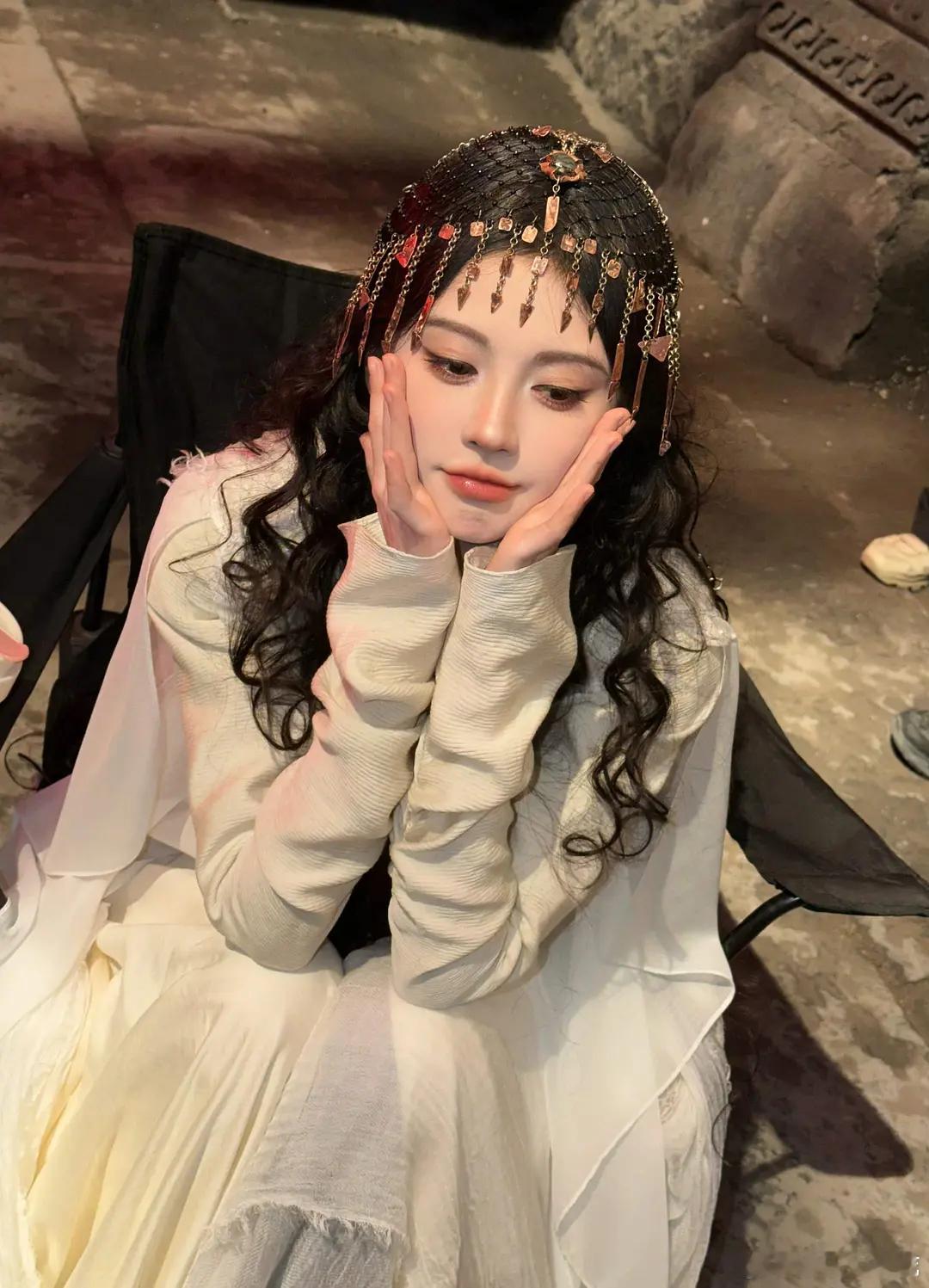 坏了，来战最新路透，这个真没看过的鞠婧祎[哭哭][哭哭]这个是真美到我了！​​