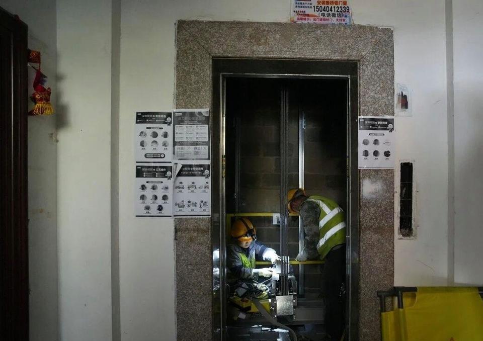 4224部电梯焕新大连民生再提速今年，大连老旧住宅电梯更新工作全面铺