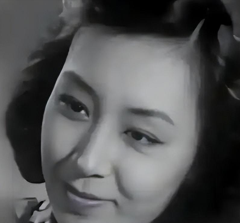 北京电影制片厂的台柱子女演员，78岁被亲儿子打死，儿子转头就自尽了。当年火遍全国