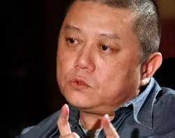 突然发现统一台湾的建议，王朔的想法绝了！他早前就提，实现两岸统一不用动武，先把台