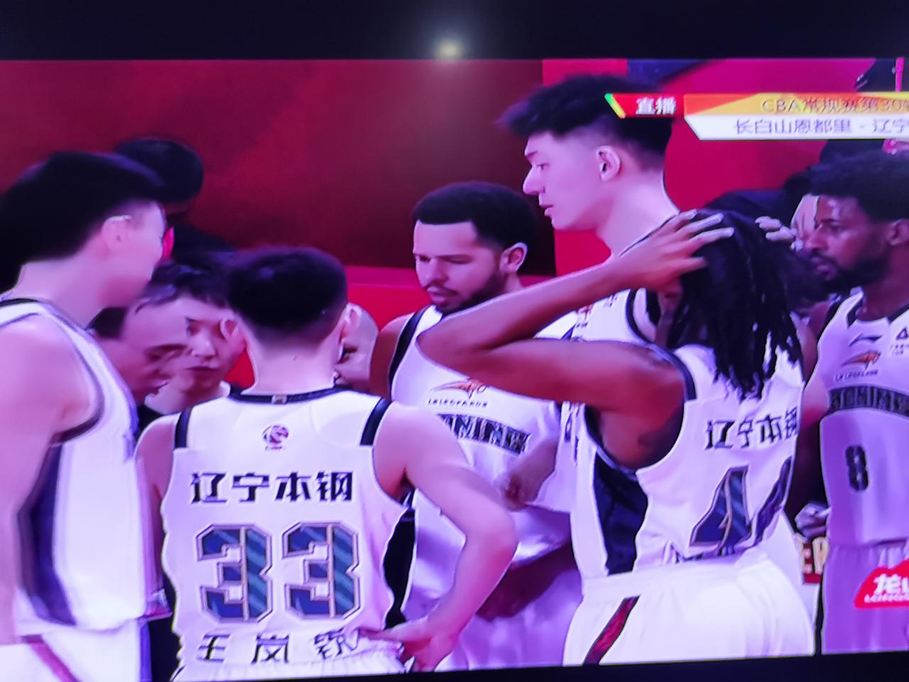 假如辽宁队新大外到位，哈维极有可能被裁掉。哈维最大的短板是身体过于单薄，力量对