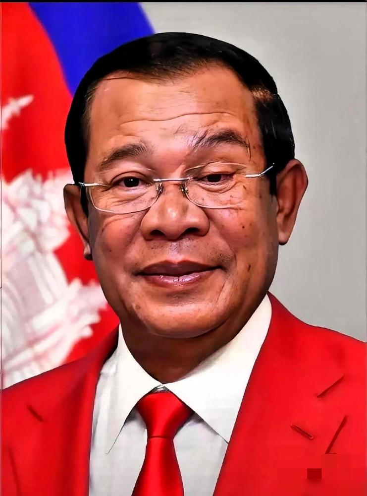 离谱！柬埔寨传来噩耗！柬埔寨内政部12月12日发声明，说泰柬冲突里，泰国的炮