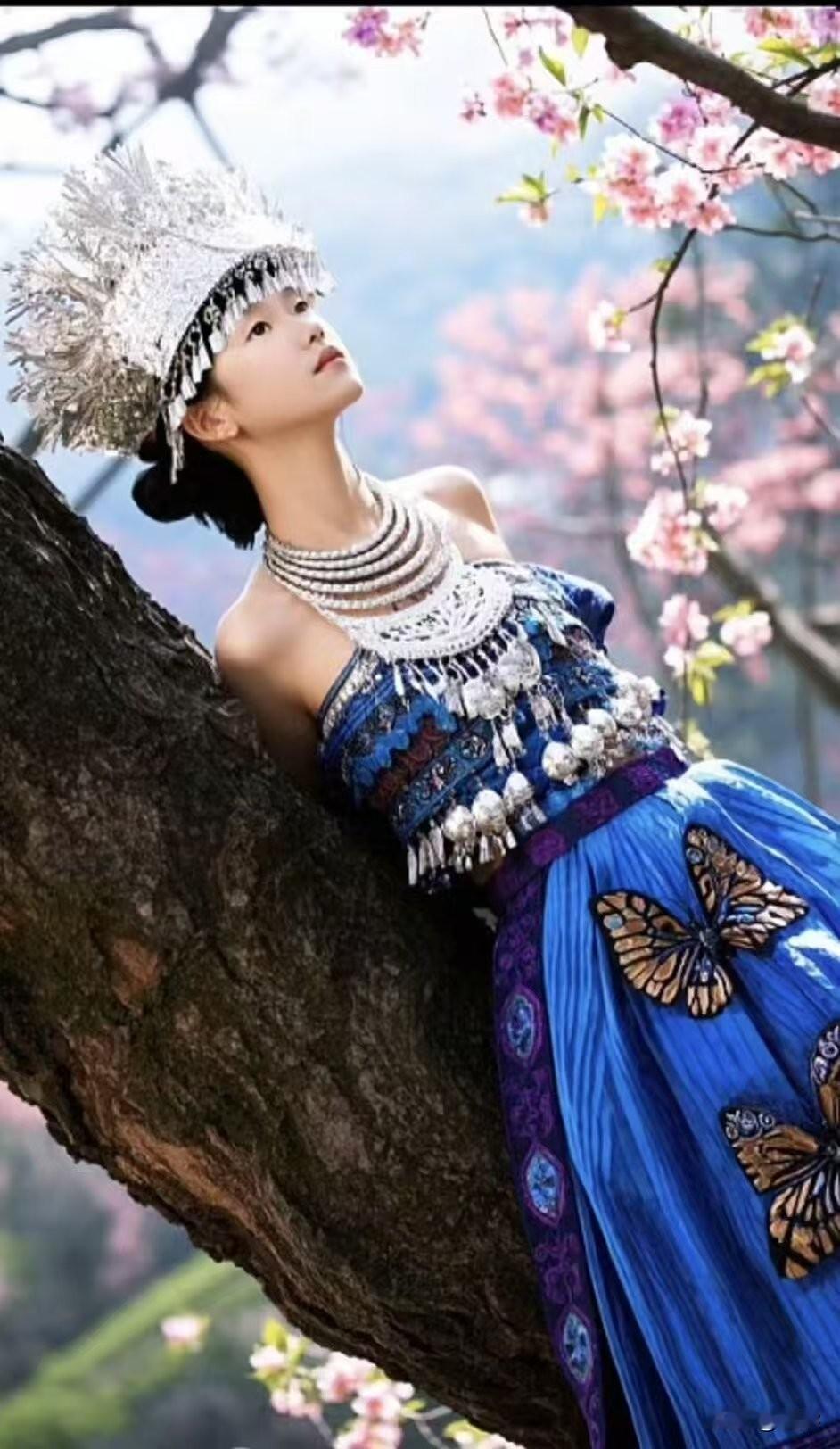 女人的幸福，从来不在物质的堆砌里——不是锦衣玉食的标配，不是高楼阔宅的标签，更不