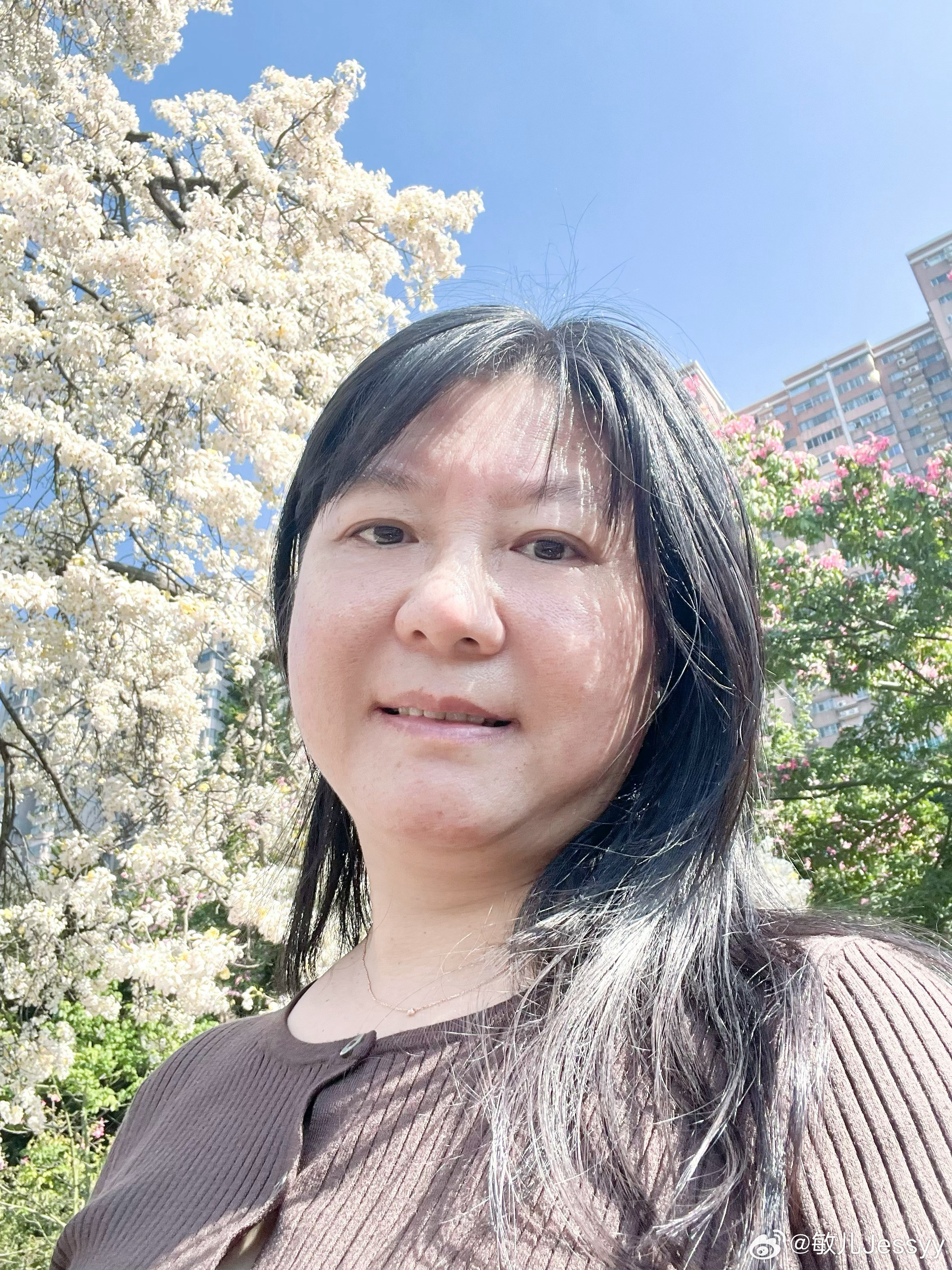 敏儿原相机素颜照。自拍手机摄影时尚​​​