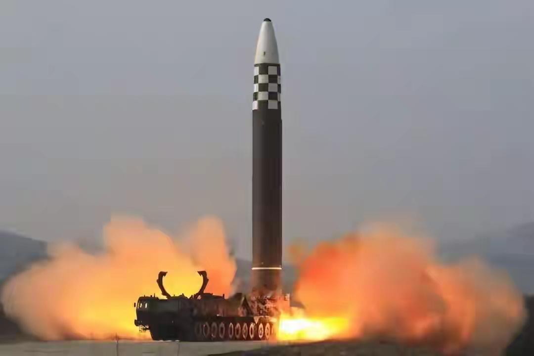 伊朗伊斯兰革命卫队司令顾问贾巴里当地时间3月12日表示，伊朗拥有开展长期战争的能