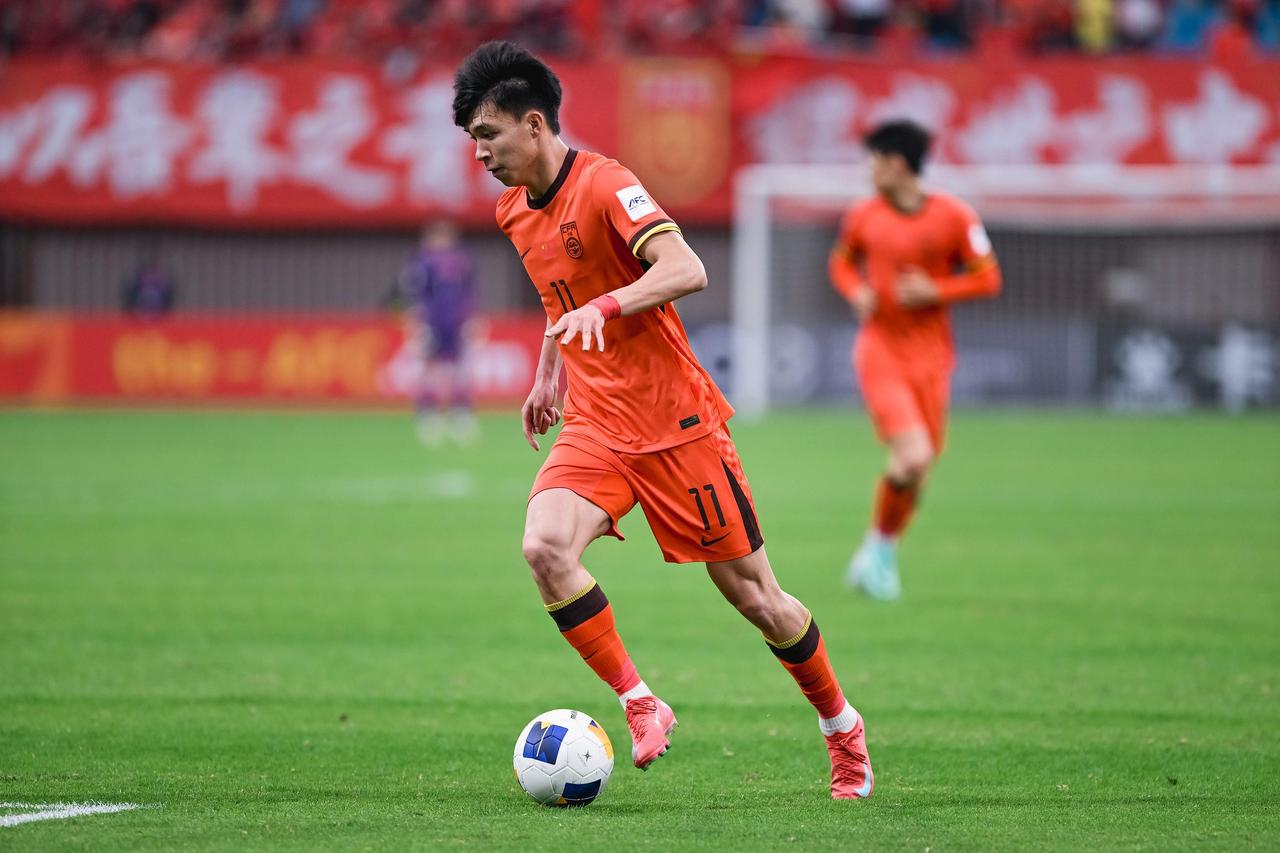 王玉栋会是本届U23亚洲杯国足的救世主吗？有可能。上个赛季，王钰栋在国内赛事交