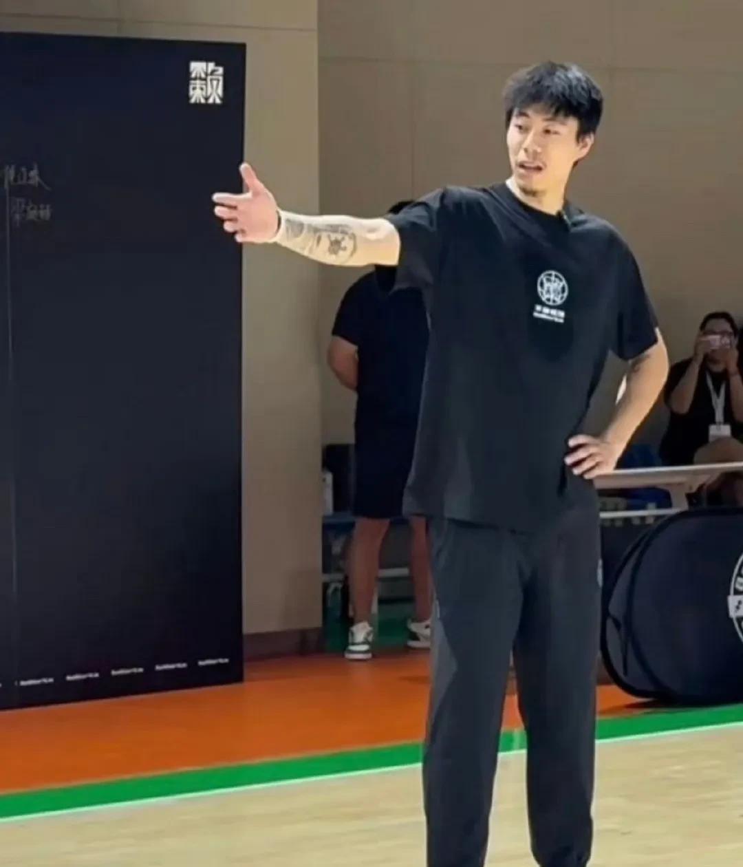张镇麟铁心离队？到底是因为什么原因？近日看到很多媒体透露，张镇麟已经下定决心离