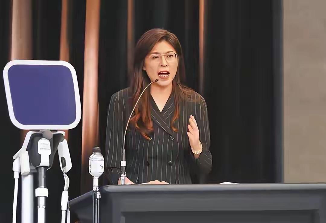 台中内斗再升级！江启臣2招施压郑丽文，被郑亲自下场戳穿谎言距离台中竞选的日子