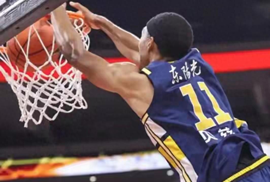 广东锋线旧将重返CBA，加盟超级黑马北京时间本赛季CBA常规赛阶段，宁波男篮