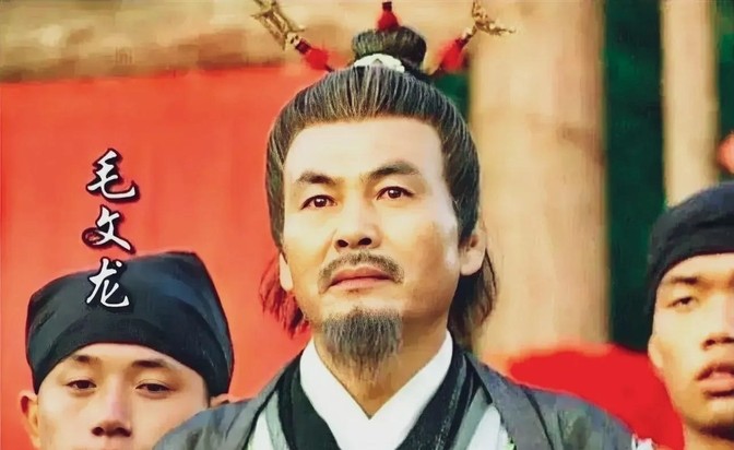 有人为啥老给毛文龙翻案呢？其实道理挺简单的。这哥们在皮岛那会儿，收留了不少