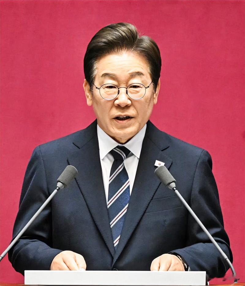 韩国拒绝站队日本！韩国总统李在明针对日本首相高市早苗错误的涉华言论进行表态，李在