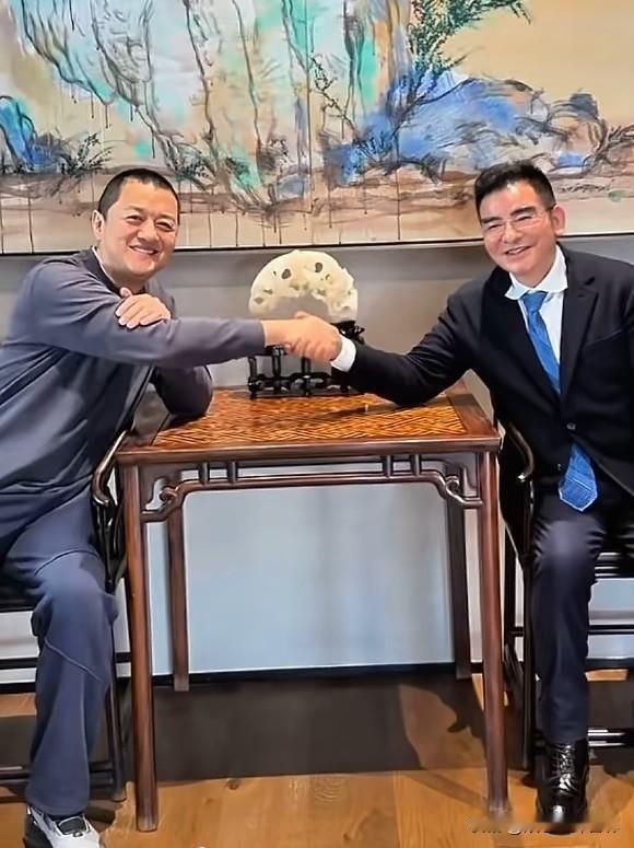 善良大爱的人苦只是一阵子，不是一辈子。李亚鹏的翻身并不是自己多强大，商业能力开