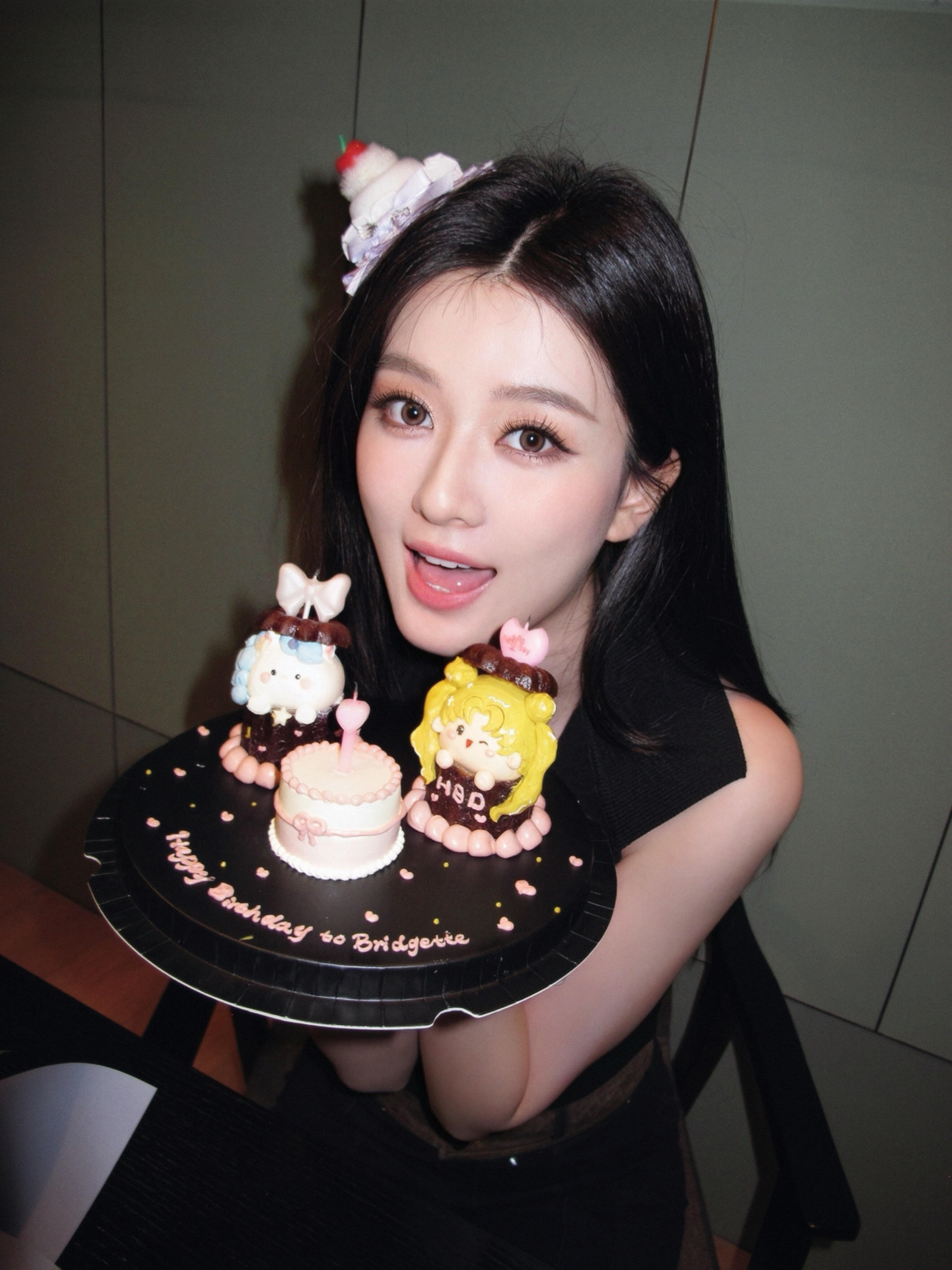 乔欣现在好漂亮✨果然不用打工的人都会变漂亮，累才会丑第一眼还以为是李兰迪年轻貌美